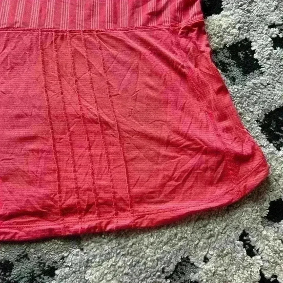 Lululemon Coral Pink Stride Tech Run Cap Sleeve Tee w/ Mesh Panel Womens Size 10 - Picture 7 of 10